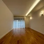 Rent 4 bedroom apartment of 200 m² in Bucharest