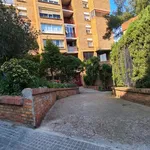 Rent 4 bedroom apartment in Barcelona