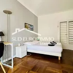 Appartement de 72 m² avec 4 chambre(s) en location à Nice