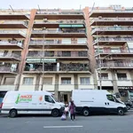 Rent a room of 77 m² in barcelona