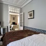 Rent a room of 90 m² in lisbon