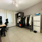 Appartement de 75 m² avec 2 chambre(s) en location à Wellin