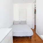 Rent a room in lisbon