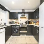 Rent 2 bedroom flat in London