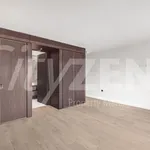 Rent 3 bedroom apartment in London