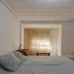 Rent 5 bedroom apartment in Valencia