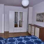 Miete 3 Schlafzimmer wohnung von 83 m² in Frankfurt am Main