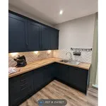 Rent 5 bedroom house in East Midlands