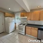 Rent 2 bedroom apartment in Huntington