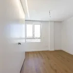 Rent 3 bedroom apartment of 139 m² in Valencia