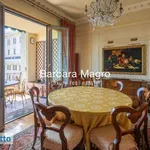 Rent 5 bedroom apartment of 200 m² in Milan