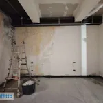 Affitto 6 camera appartamento di 132 m² in Genoa