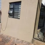 Rent 1 bedroom apartment in Johannesburg