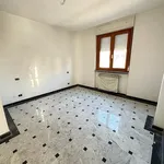 Affitto 3 camera appartamento di 76 m² in Carrara