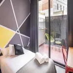 Rent a room of 71 m² in barcelona