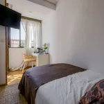 Rent a room of 149 m² in madrid