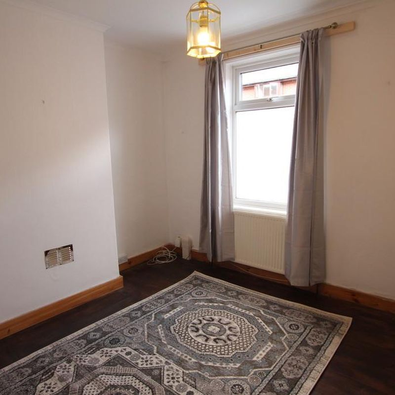 2 bedroom terraced house to rent Grantham
