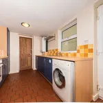 Rent 4 bedroom flat in Canterbury