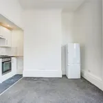 Rent 2 bedroom flat in South East England