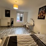 Rent 1 bedroom apartment of 44 m² in Reims 