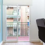 Rent a room of 85 m² in Zaragoza