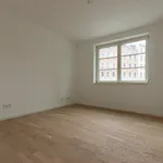 Miete 4 Schlafzimmer wohnung von 113 m² in Leipzig