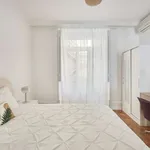 Rent a room in lisbon