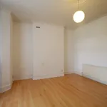 Rent 2 bedroom flat in London