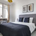 Rent 3 bedroom apartment of 98 m² in paris