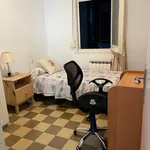 Rent 3 bedroom apartment in Barcelona