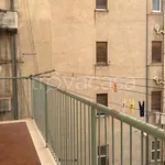 Affitto 4 camera appartamento di 130 m² in Palermo