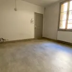 Appartement de 58 m² avec 3 chambre(s) en location à Avignon