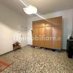 Affitto 4 camera appartamento di 102 m² in Forlì