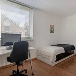 Huur 5 slaapkamer huis van 104 m² in Maarn-Dorp