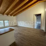 Rent 8 bedroom house of 400 m² in Dolo