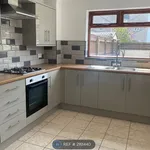 Rent 3 bedroom house in East Midlands