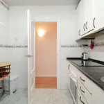 Rent 4 bedroom apartment of 140 m² in barcelona