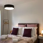 Rent 2 bedroom apartment of 80 m² in Lisbon