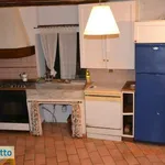 Affitto 1 camera casa di 130 m² in Borgo