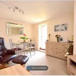 Rent 2 bedroom apartment in Adur