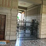 Rent 2 bedroom apartment of 41 m² in Milan