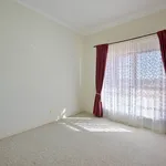 Rent 3 bedroom house in Port