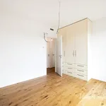 Pronajměte si 3 ložnic/e byt o rozloze 97 m² v Prague