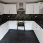 Rent 3 bedroom apartment in Hull