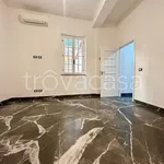 Affitto 3 camera appartamento di 90 m² in Palermo