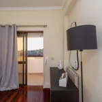 Rent a room in lisbon