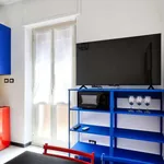 Rent 1 bedroom apartment of 50 m² in Milan