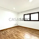 Rent 4 bedroom house of 175 m² in Leiria