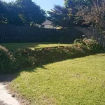 Rent 4 bedroom house in Kaipātiki