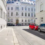 Miete 4 Schlafzimmer wohnung von 113 m² in Vienna